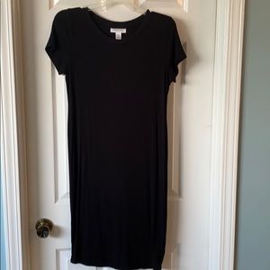 Maternity t-shirt dress